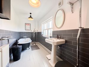 Photo 11- click for photo gallery